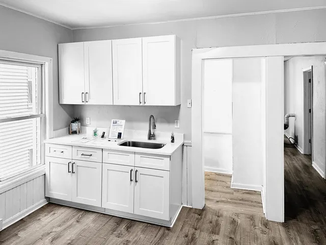 $2,500 | 5 Mt Pleasant Street, Unit 2, Worcester, MA 01610