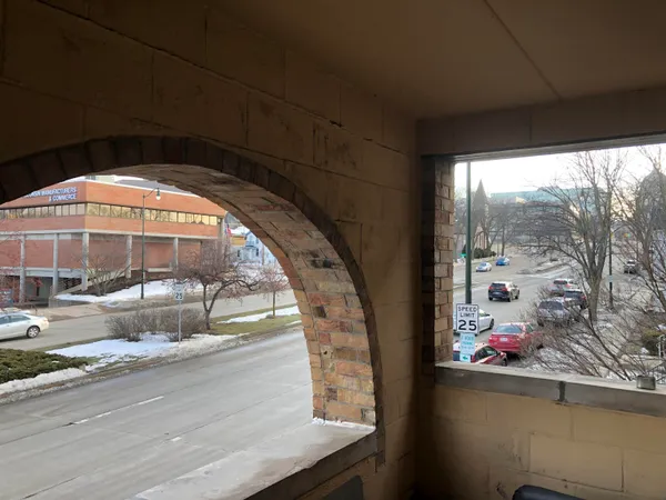 $1,100 | 520 East Washington Avenue, Unit 302, Madison, WI 53703