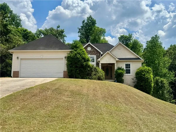 $2,250 | 4473 Northridge Trail, Ellenwood, GA 30294