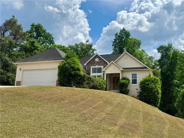 $2,250 | 4473 Northridge Trail, Ellenwood, GA 30294