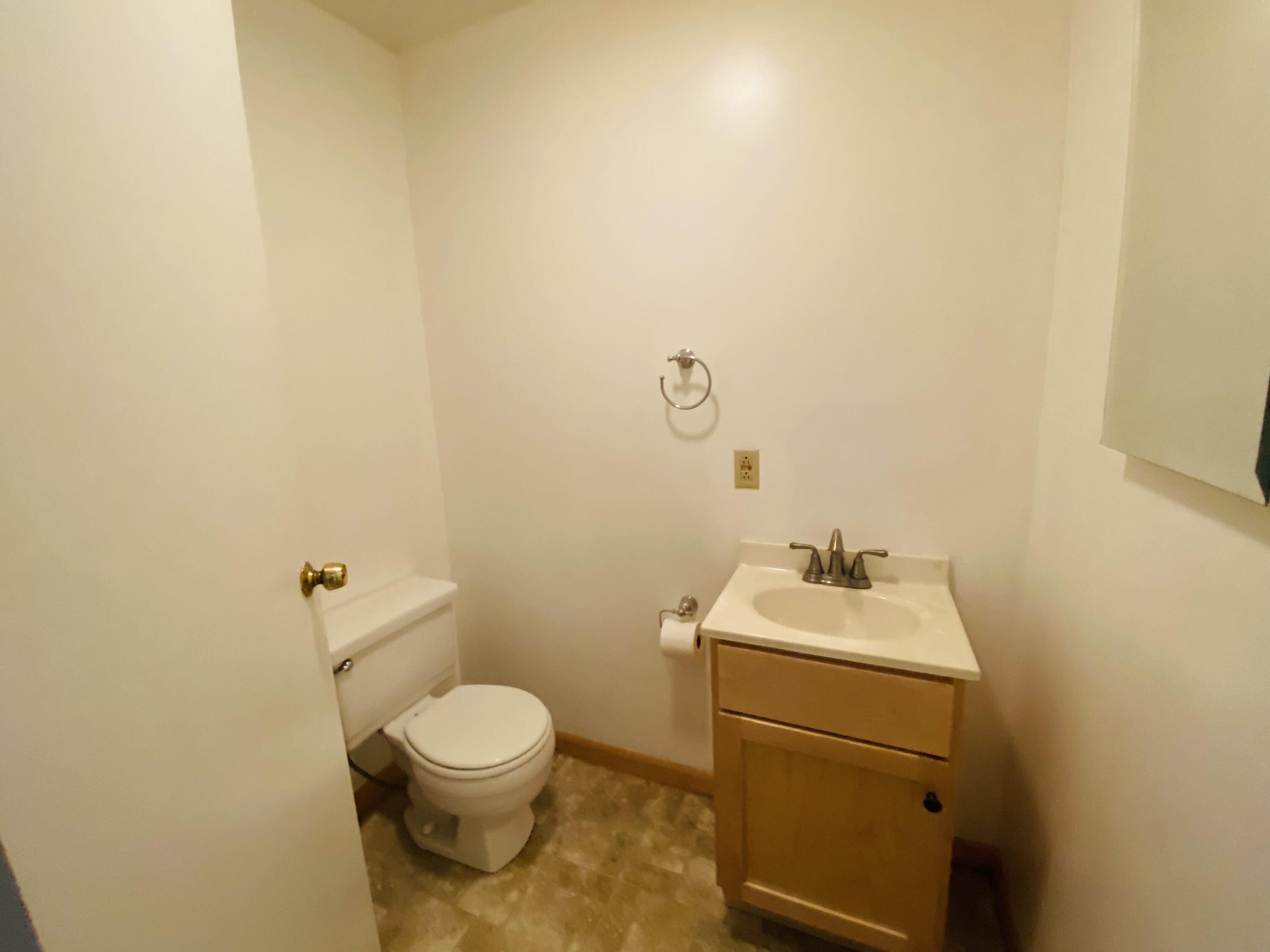 125 Madrone Road Weott, CA 95571 - Photo 40 of 68 IMG-2150