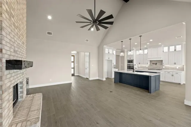 $834,900 | 1017 Lake Prairie Trail, Fort Worth, TX 76126