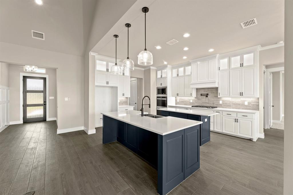 1017 Lake Prairie Trail Fort Worth, TX 76126 - Photo 9 of 26 1017 Lake Prairie-Kitchen-2