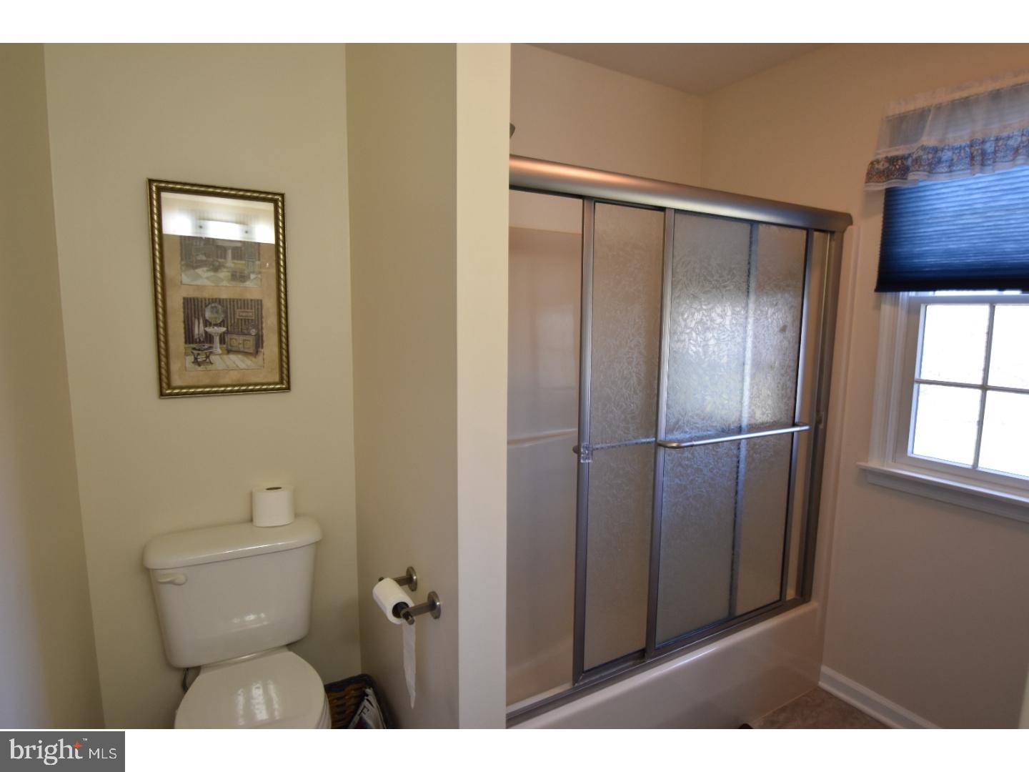 2596 Hillcrest Road Quakertown, PA 18951 - Photo 17 of 25 Bathroom
