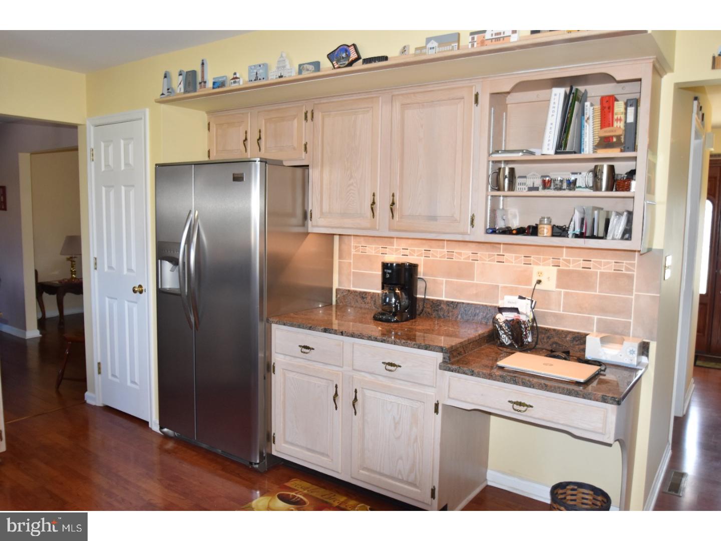 2596 Hillcrest Road Quakertown, PA 18951 - Photo 5 of 25 Kitchen