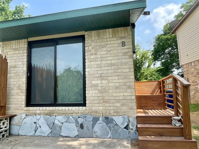 $1,450 | 1023 Nile Street, Unit B, Austin, TX 78702