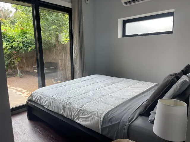 $1,450 | 1023 Nile Street, Unit B, Austin, TX 78702