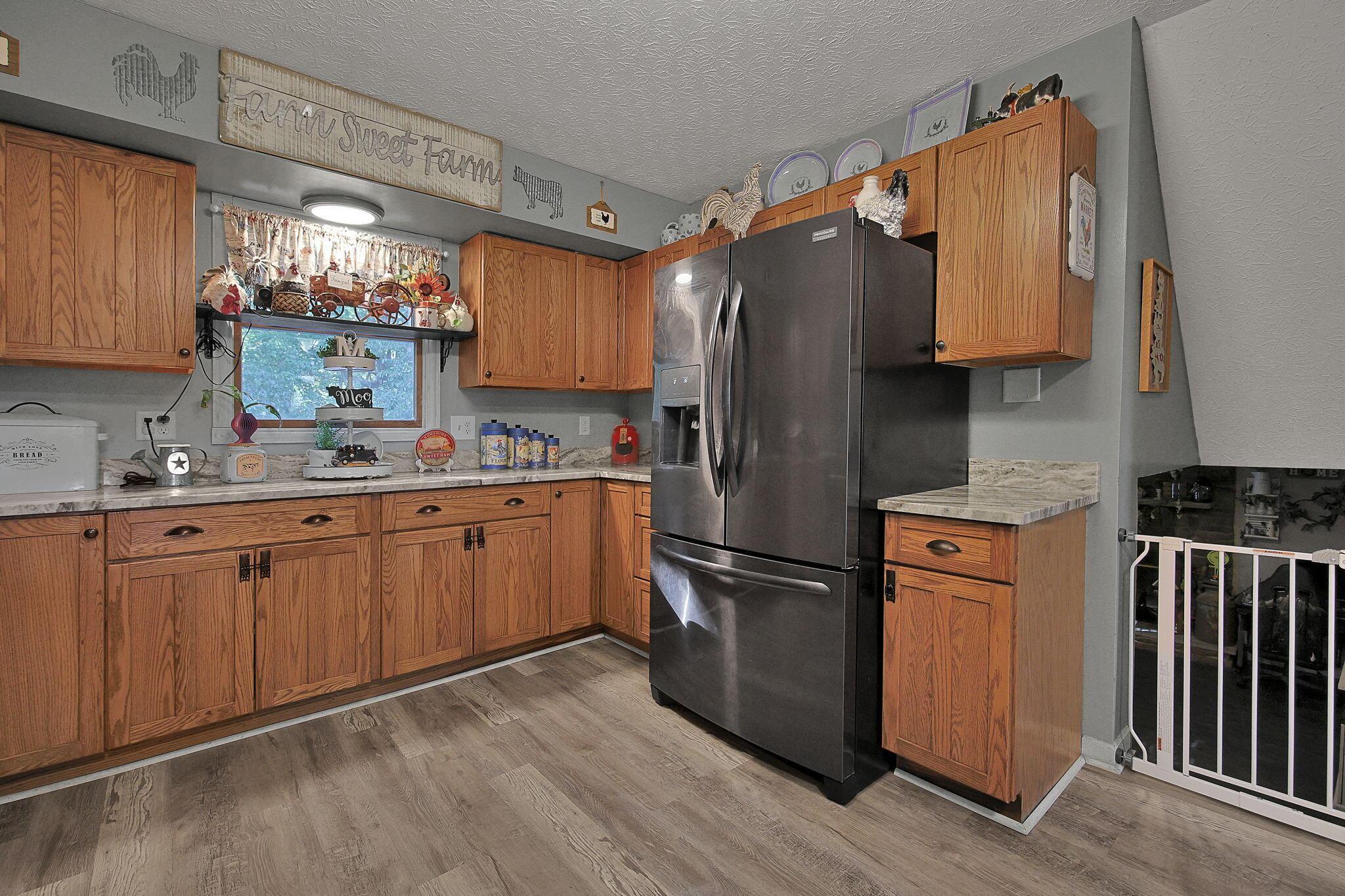 337 Timber Run Road Zanesville, OH 43701 - Photo 9 of 38 9-web-or-mls-337-timber-run-rd