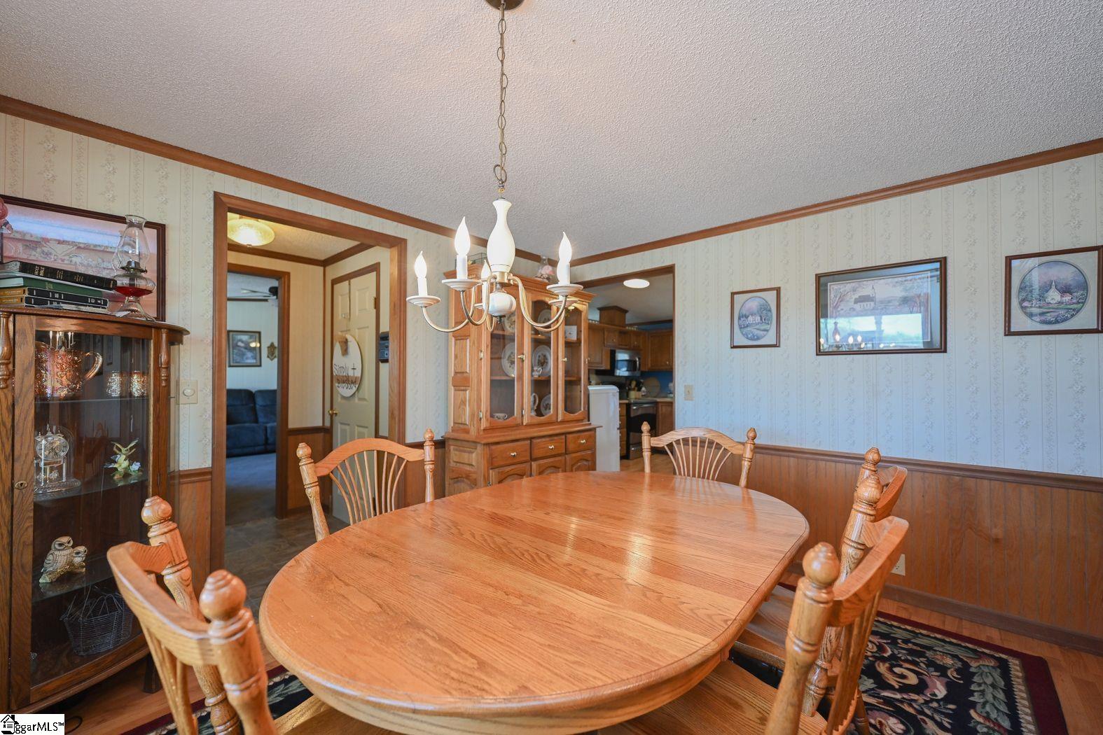 218 Goodjoin Road Landrum, SC 29356 - Photo 14 of 28