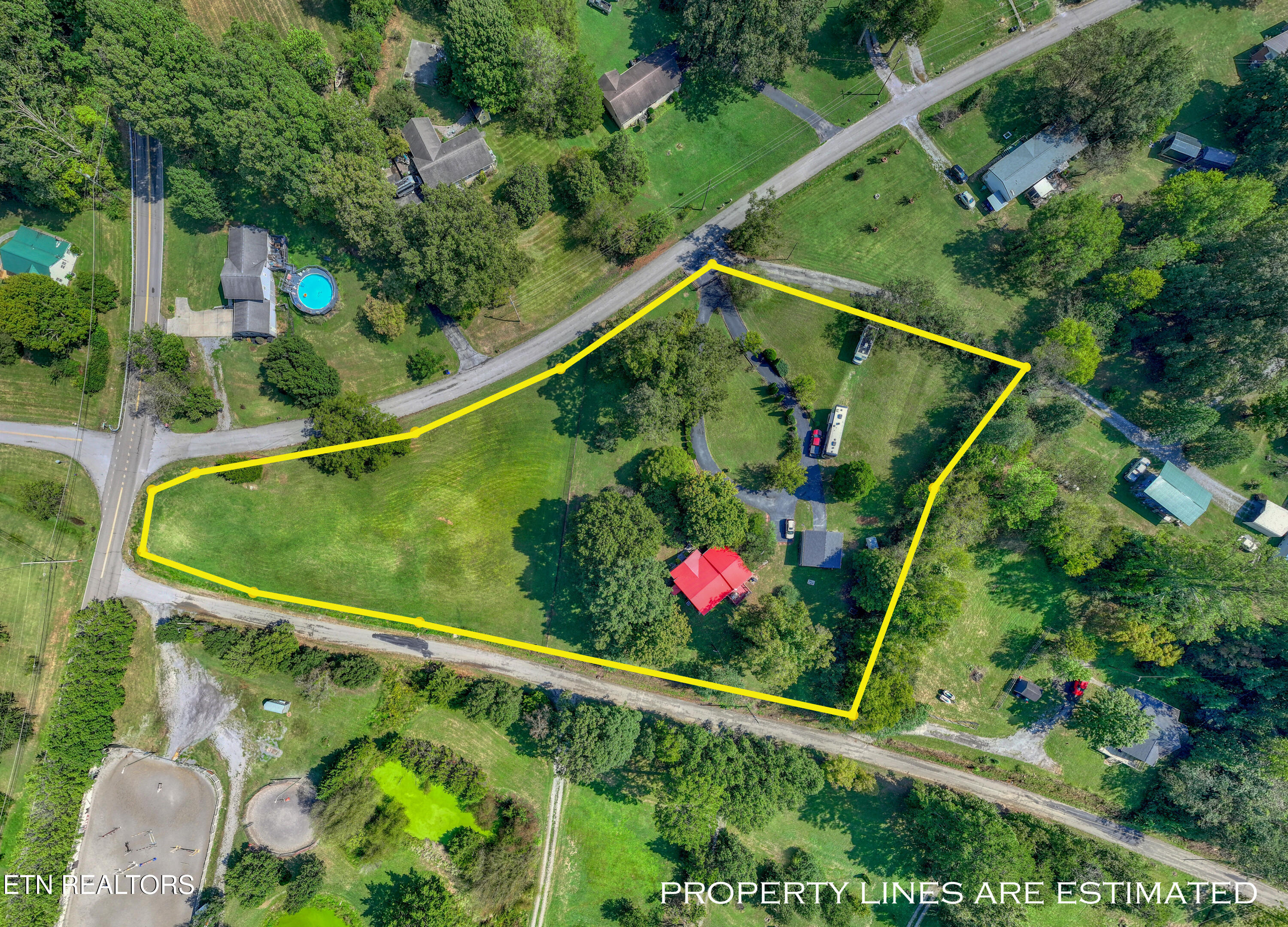 8820 Trout Road Mascot, TN 37806 - Photo 3 of 15 Drone shot 2