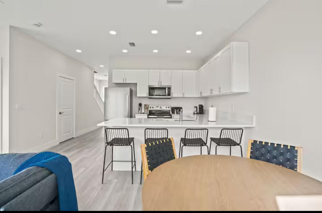 1547 West 26th Court, Unit 1 2 Riviera Beach, FL 33404 - Photo 14 of 32 IMG_5282