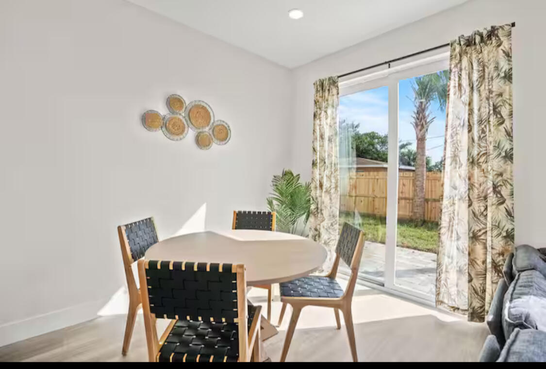 1547 West 26th Court, Unit 1 2 Riviera Beach, FL 33404 - Photo 7 of 32 IMG_5280