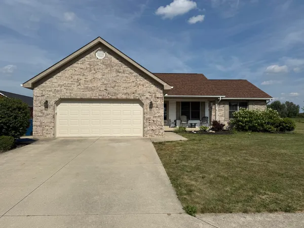 $285,000 | 112 Parkview Drive, Jackson Center, OH 45334