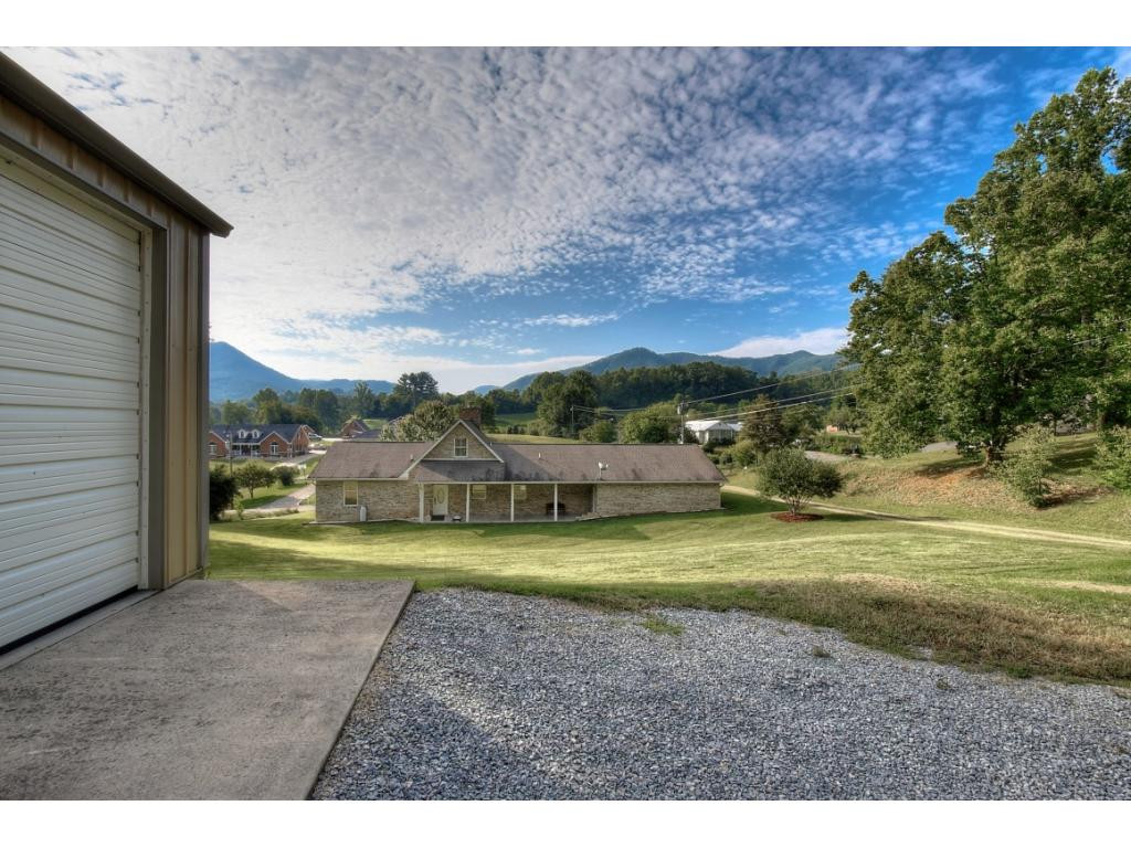 182 Clay Little Road Elizabethton, TN 37643 - Photo 29 of 36 Photo 29