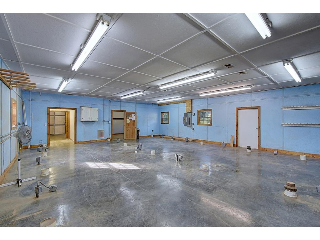 182 Clay Little Road Elizabethton, TN 37643 - Photo 32 of 36 Photo 32