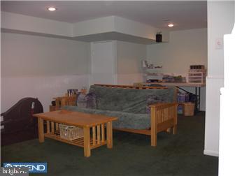 213 Farnham Road Havertown, PA 19083 - Photo 8 of 12