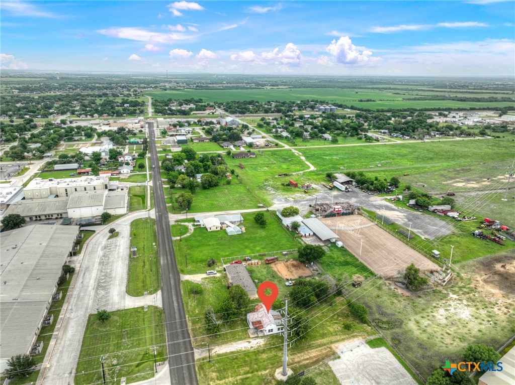 517 South Center Street Marion, TX 78124 - Photo 13 of 21