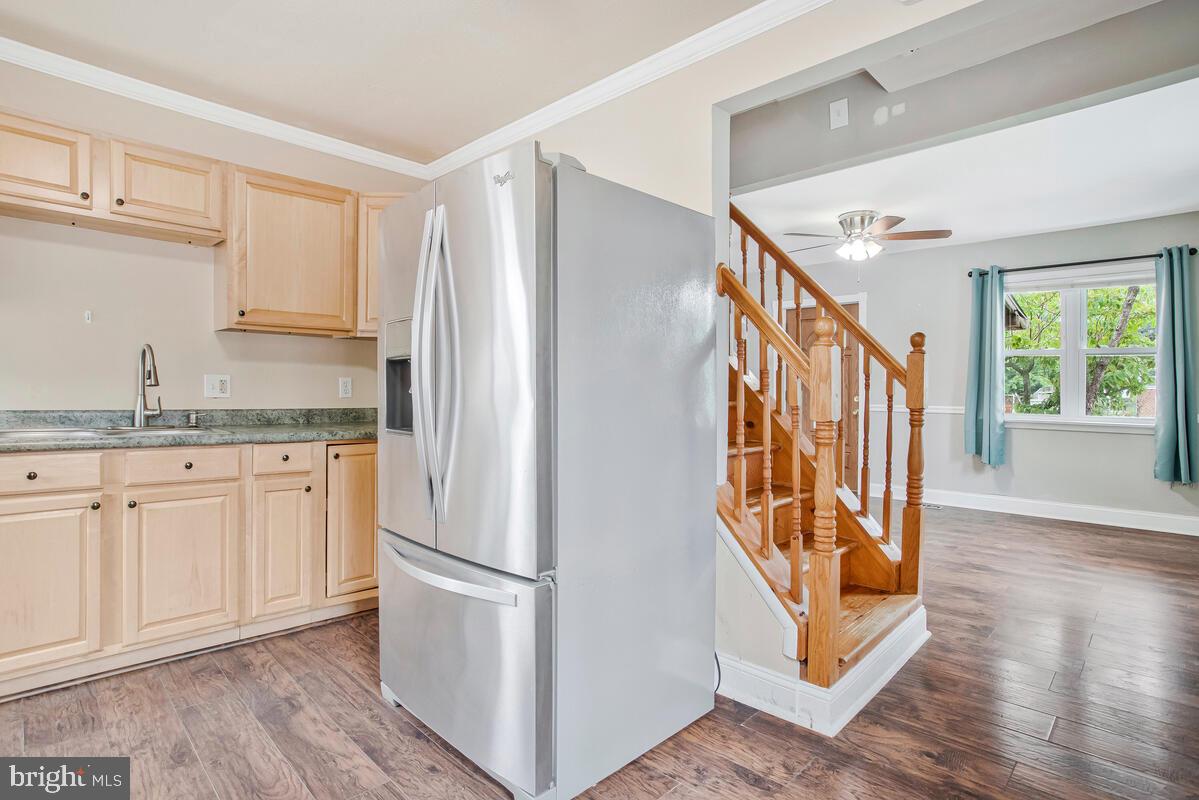 102 Kent Road Glen Burnie, MD 21060 - Photo 12 of 42 Kitchen