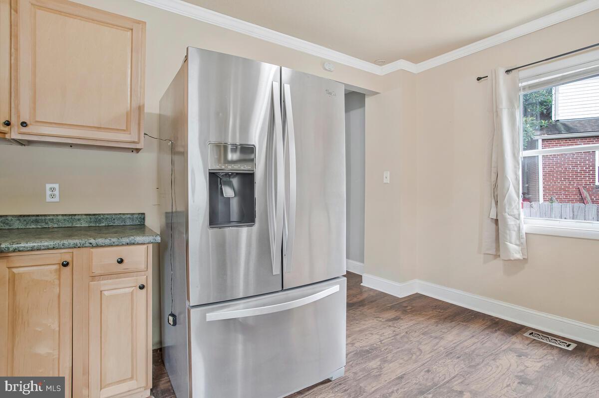 102 Kent Road Glen Burnie, MD 21060 - Photo 13 of 42 Kitchen