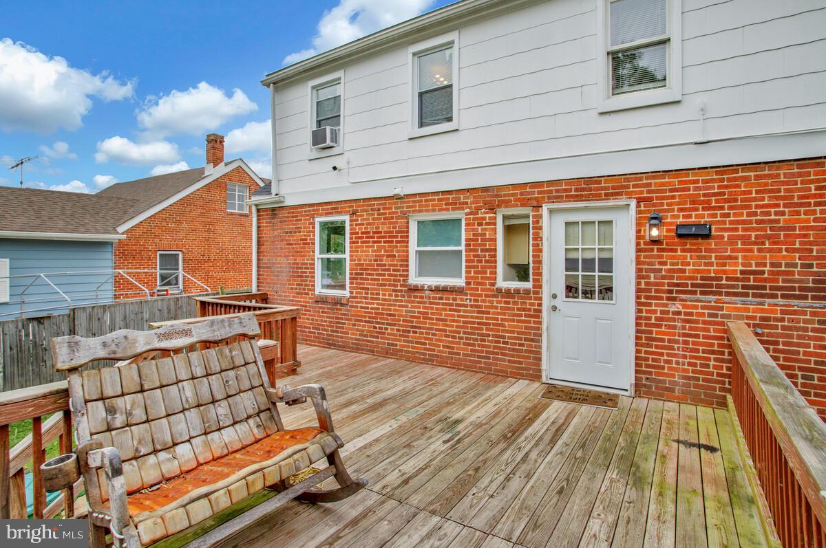 102 Kent Road Glen Burnie, MD 21060 - Photo 37 of 42 Deck