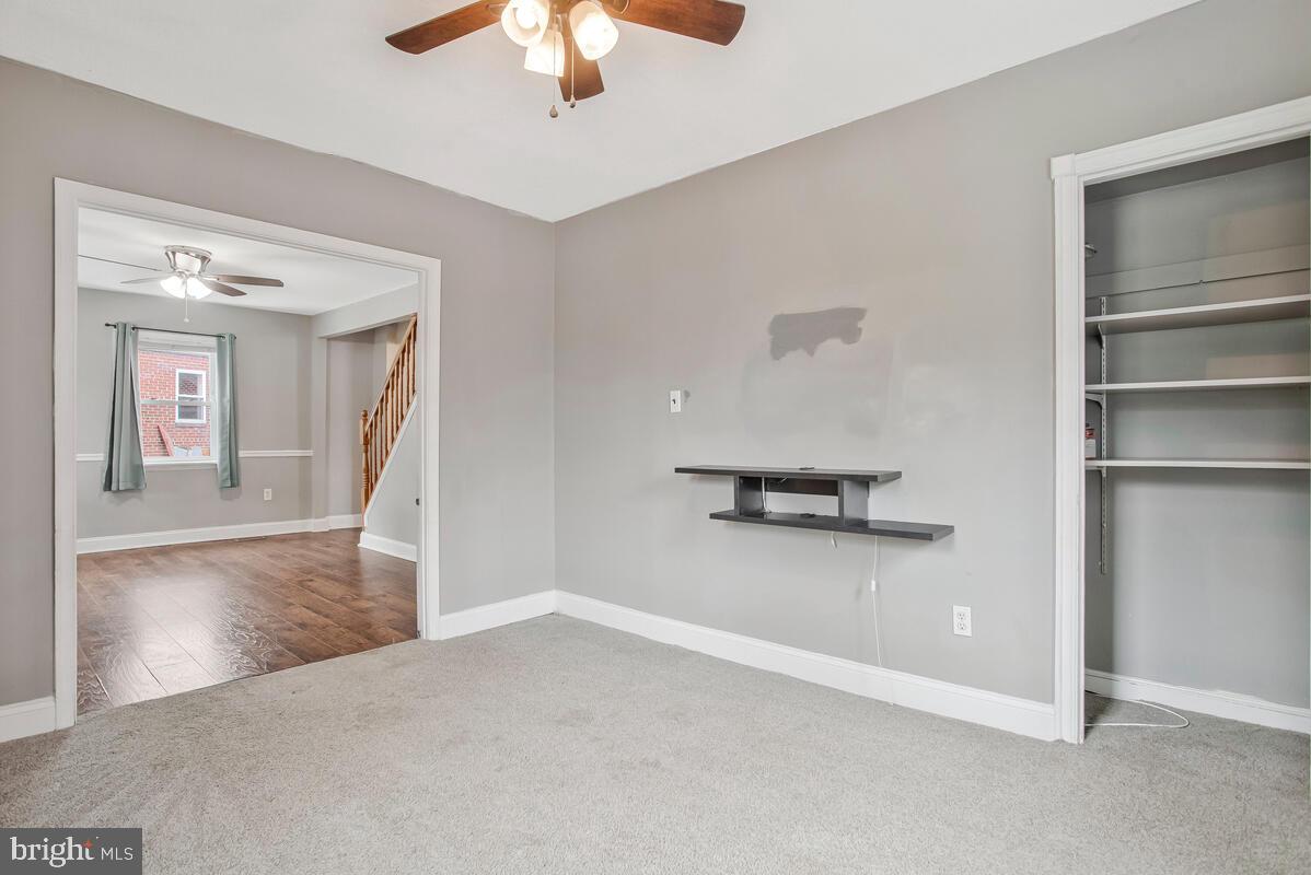 102 Kent Road Glen Burnie, MD 21060 - Photo 10 of 42 Living Room