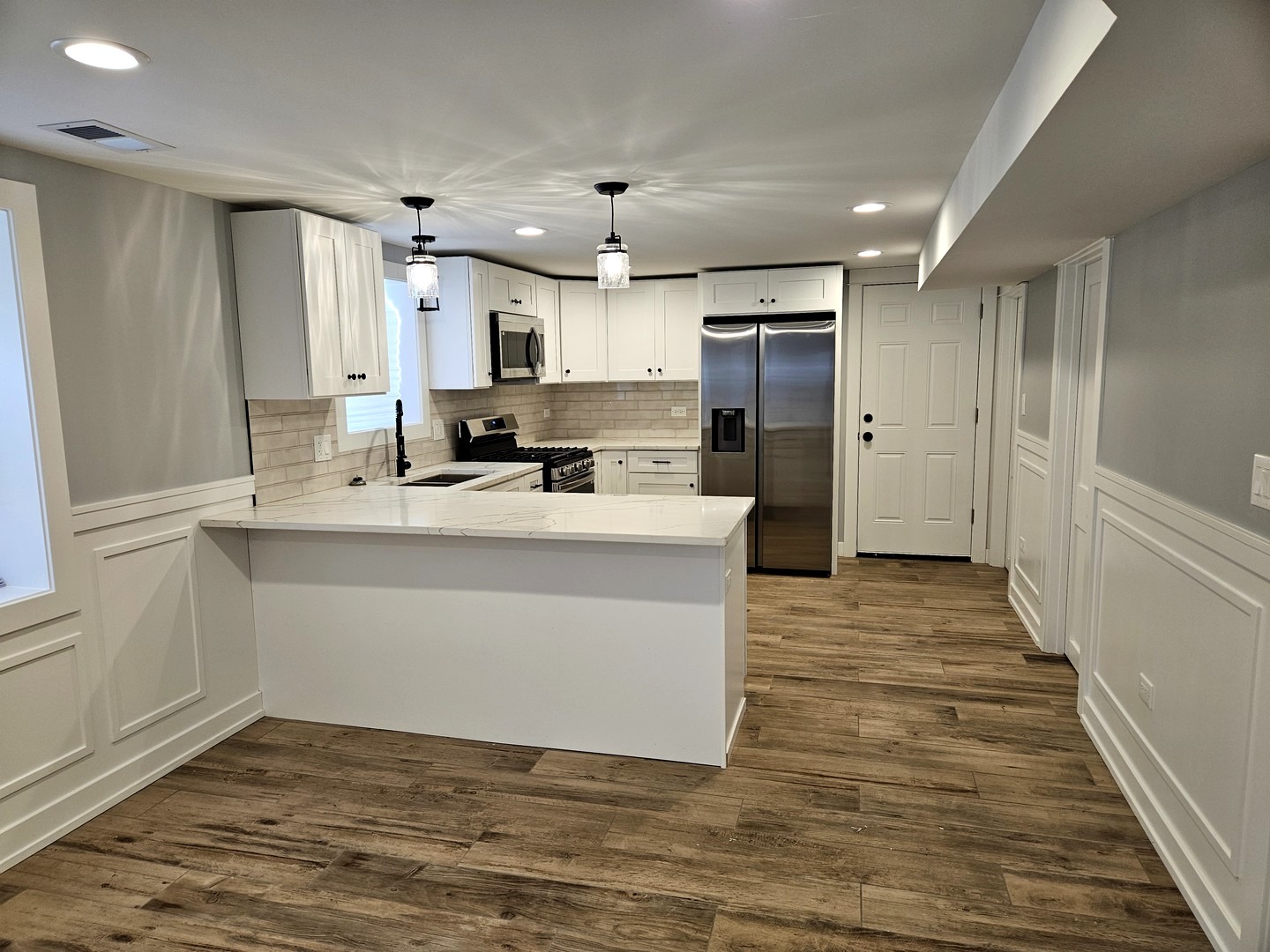 2828 Ridgeland Avenue, Unit 1 Berwyn, IL 60402 - Photo 5 of 9 a view of kitchen cabinets and stainless steel appliances