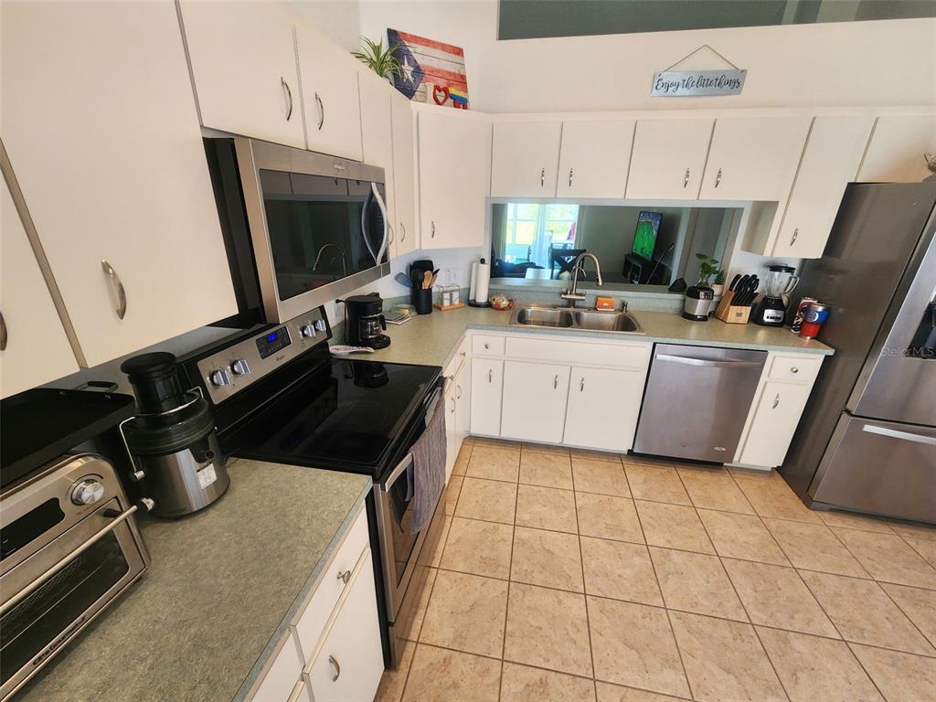 2601 Sundance Circle Mulberry, FL 33860 - Photo 3 of 21