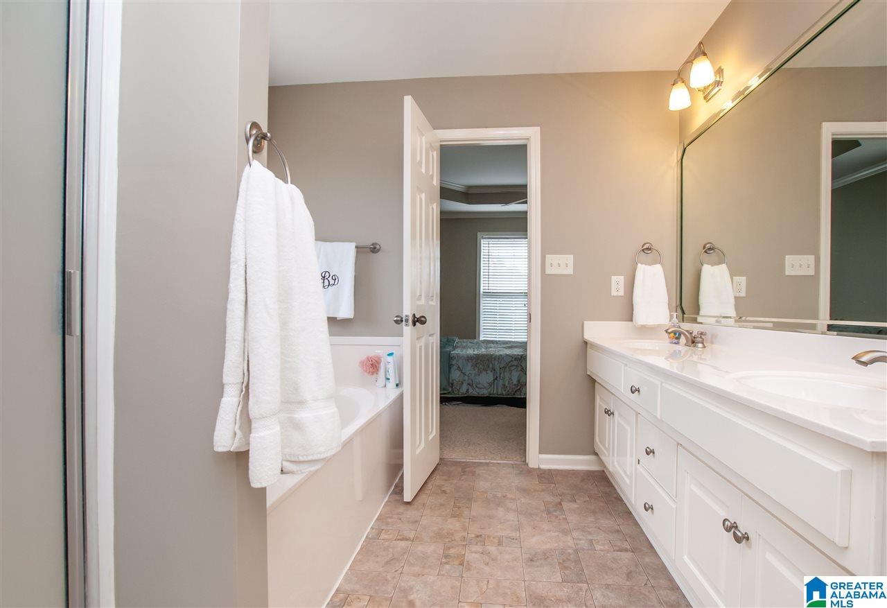 2051 Magnolia Road Leeds, AL 35094 - Photo 13 of 22