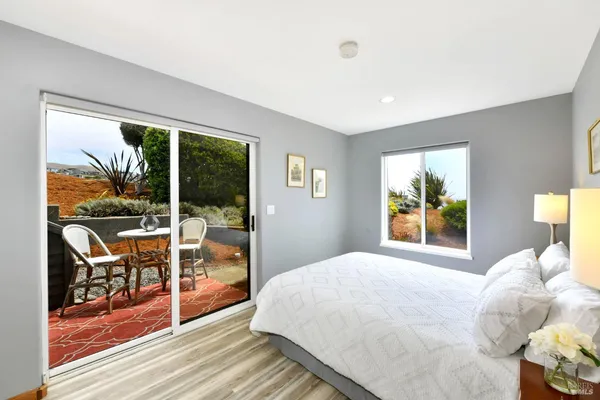 $3,150,000 | 590 Swan Drive, Bodega Bay, CA 94923