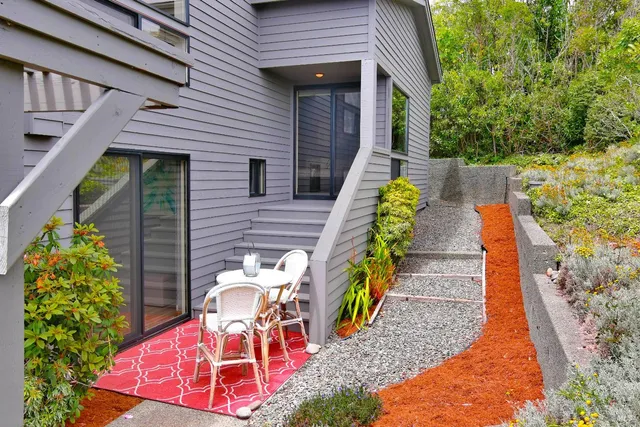 $3,150,000 | 590 Swan Drive, Bodega Bay, CA 94923