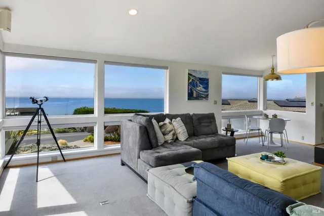 $3,150,000 | 590 Swan Drive, Bodega Bay, CA 94923