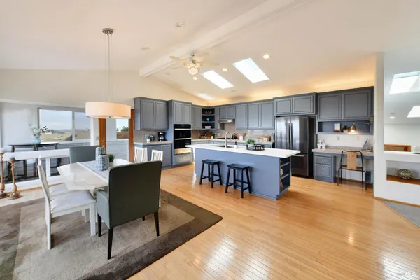 $3,150,000 | 590 Swan Drive, Bodega Bay, CA 94923