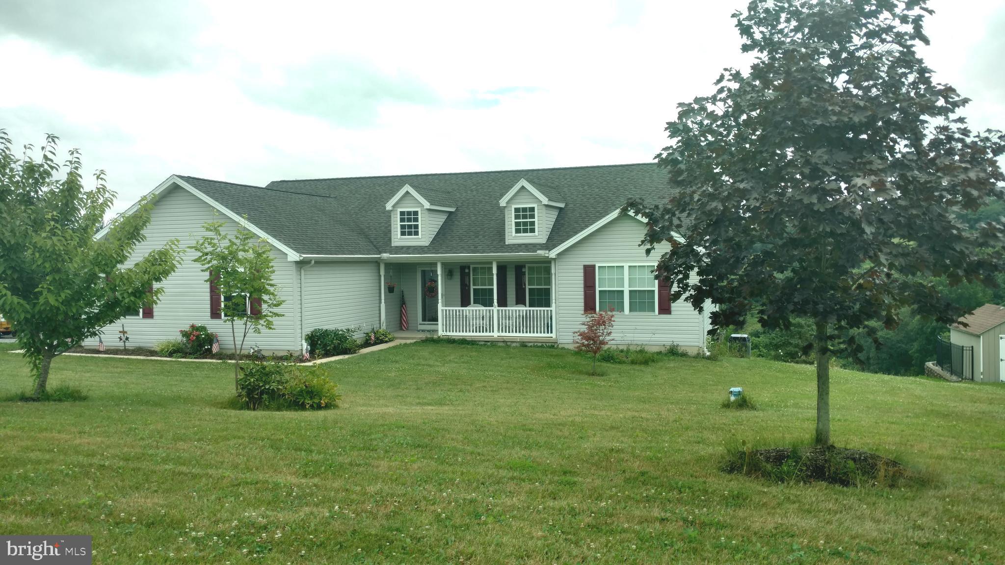 13 Heather Way Felton, PA 17322 - Photo 1 of 3 Gallery Image 1