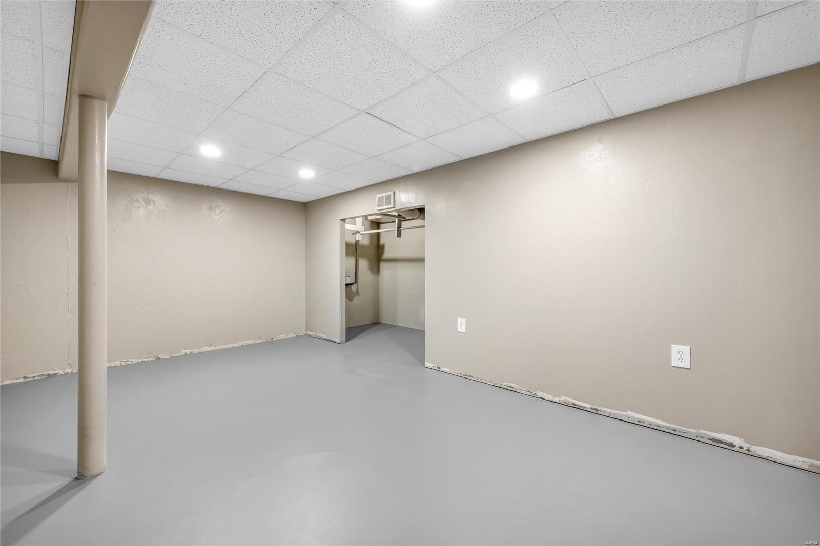 102 Front Street Waterloo, IL 62298 - Photo 25 of 38
