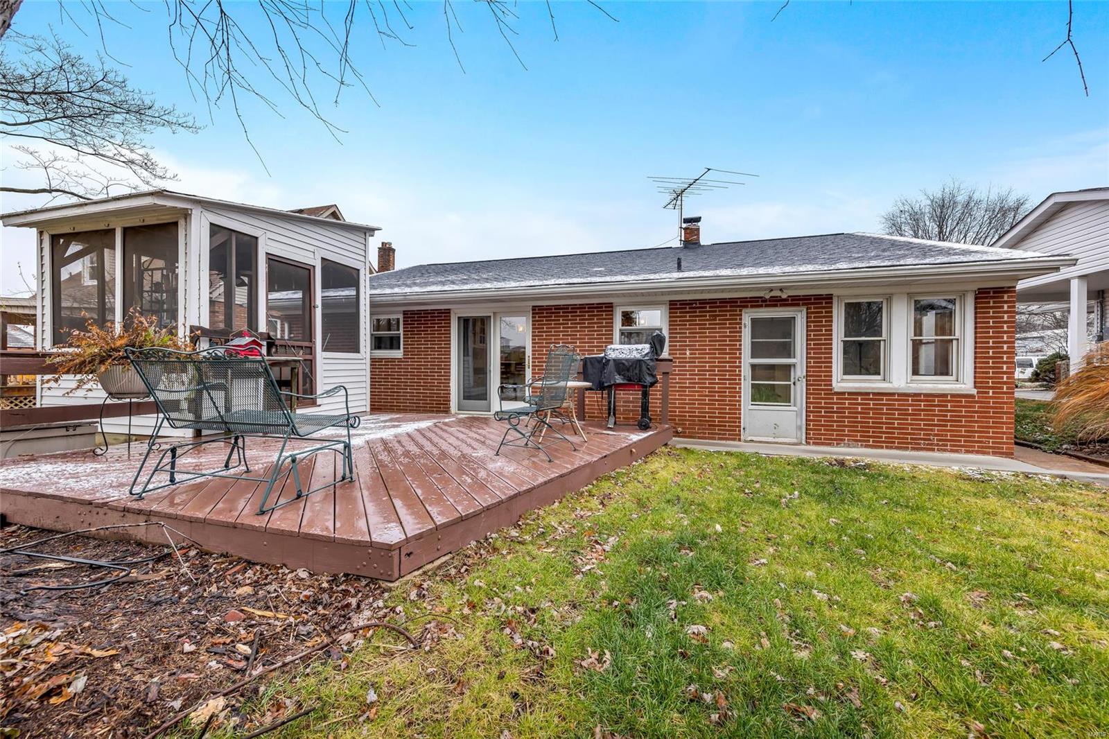 102 Front Street Waterloo, IL 62298 - Photo 28 of 38