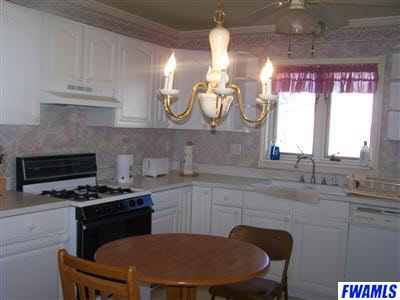 1004 Adams Street Decatur, IN 46733 - Photo 8 of 9
