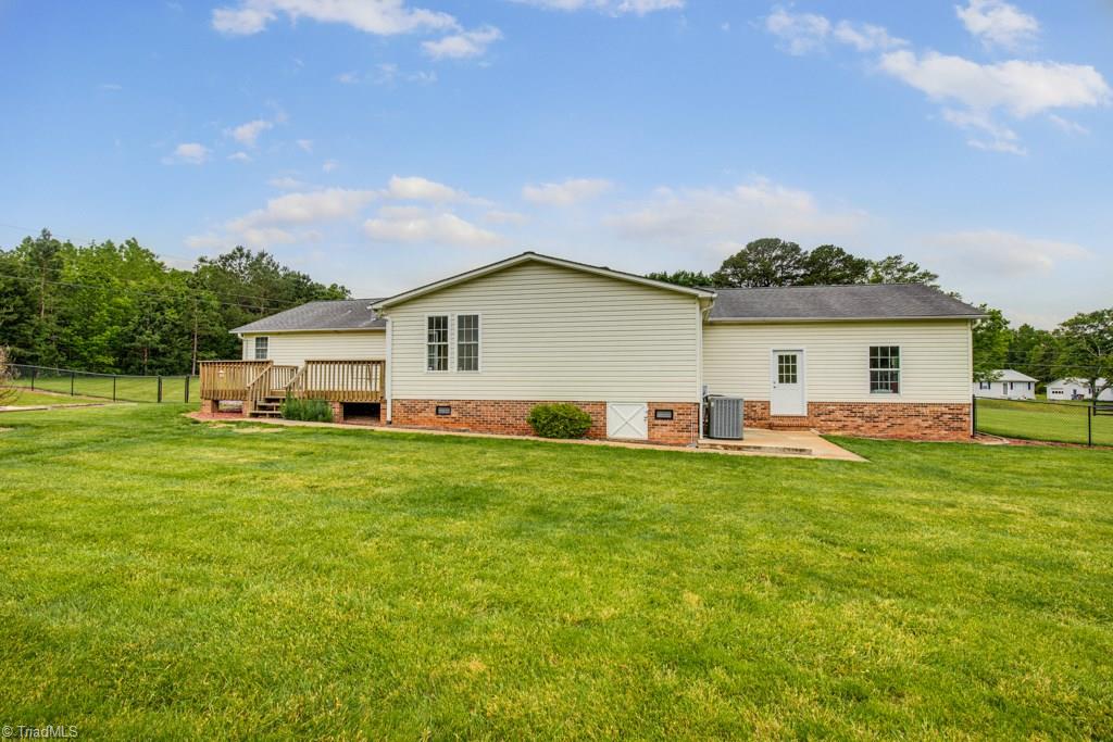 198 Jesse King Road Advance, NC 27006 - Photo 2 of 28