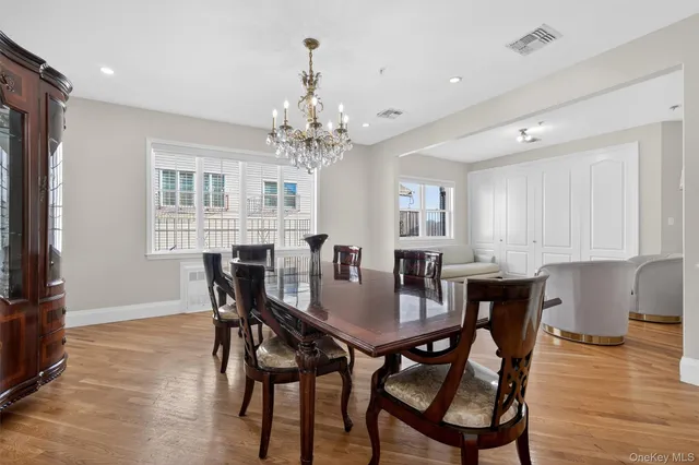 $770,000 | 10 Lemberg Court, Unit 401, Monroe, NY 10950