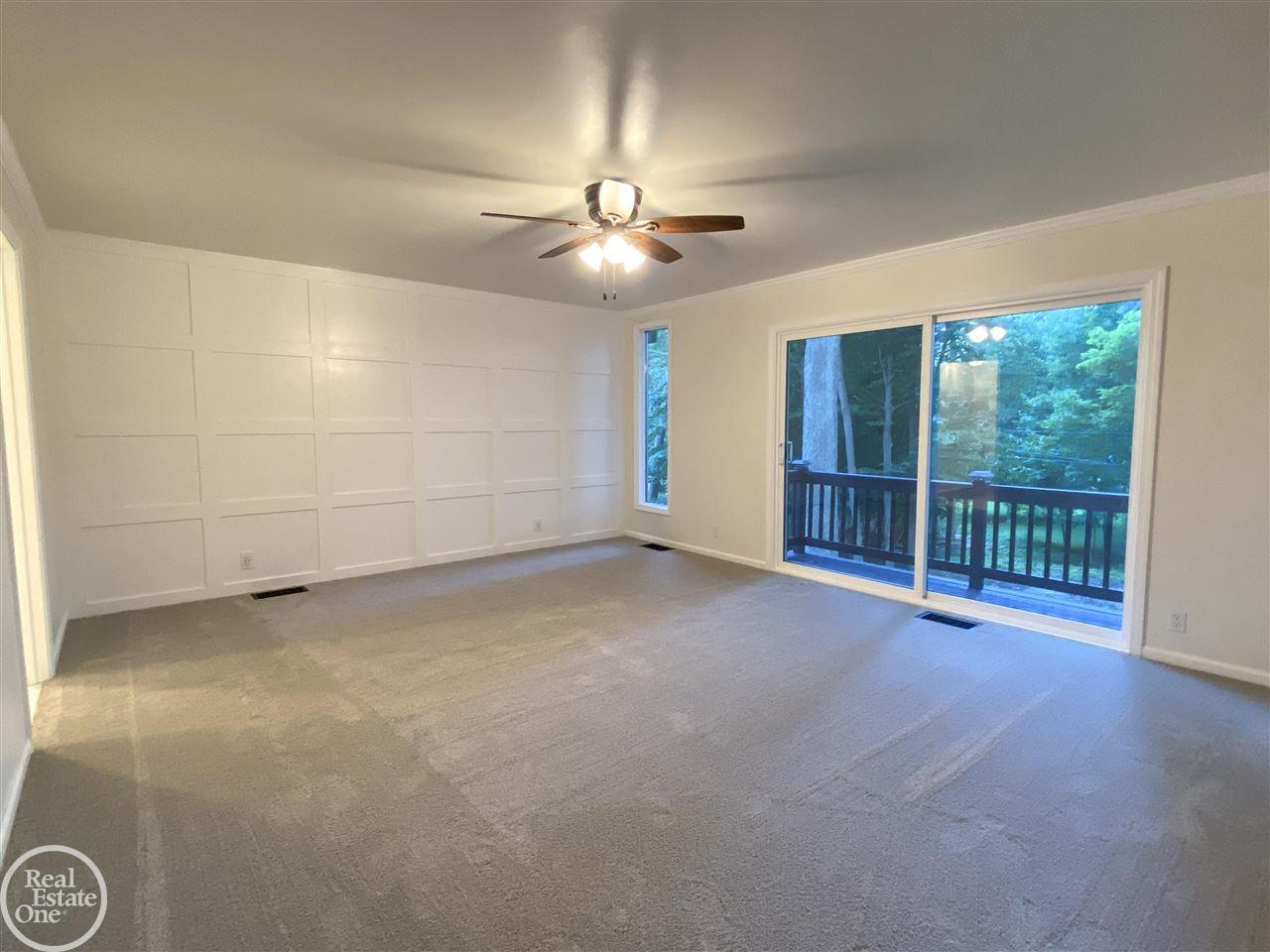 1501 Rochingham Drive Rochester, MI 48309 - Photo 31 of 59 50047101-30.JPG