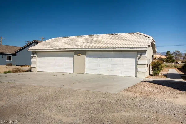 $1,550 | 2021 South Dandelion Street, Unit 1, Pahrump, NV 89048