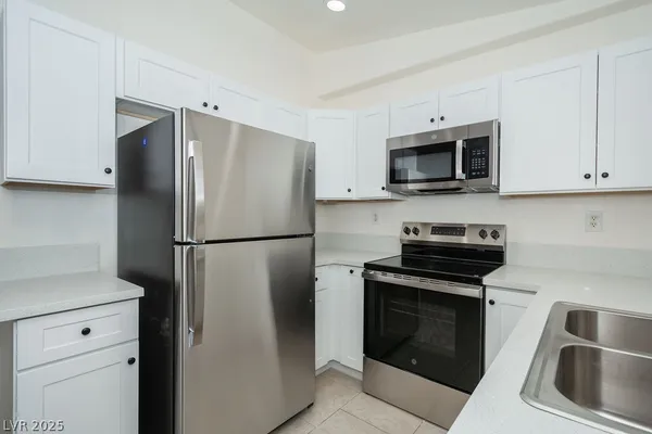 $1,550 | 2021 South Dandelion Street, Unit 1, Pahrump, NV 89048