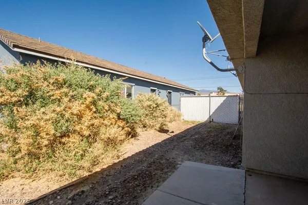 $1,550 | 2021 South Dandelion Street, Unit 1, Pahrump, NV 89048