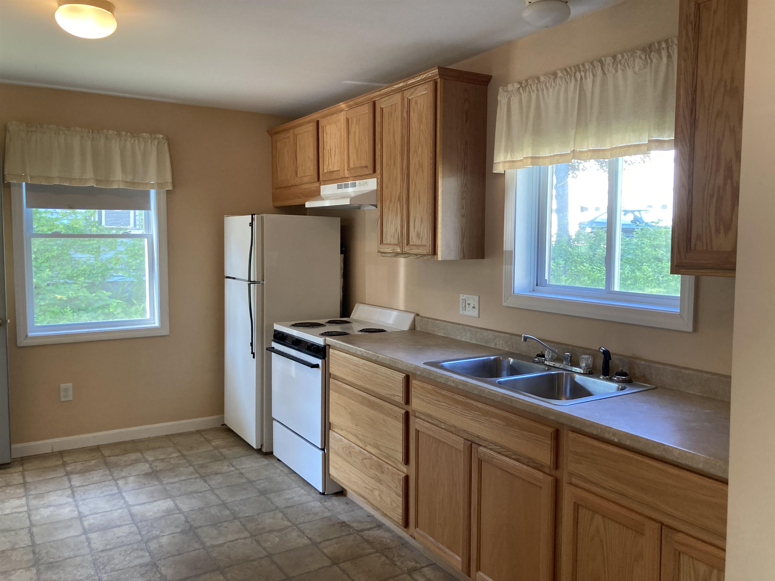 55 North Spring Street Concord, NH 03301 - Photo 1 of 14