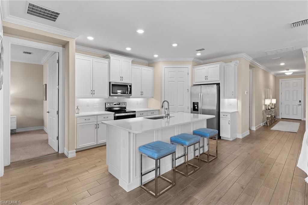 28000 Captiva Shell Loop Bonita Springs, FL 34135 - Photo 9 of 39