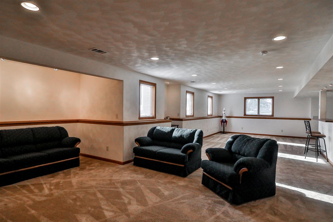 5660 North Ruth Avenue Monroe Center, IL 61052 - Photo 20 of 25 Gallery Image 20