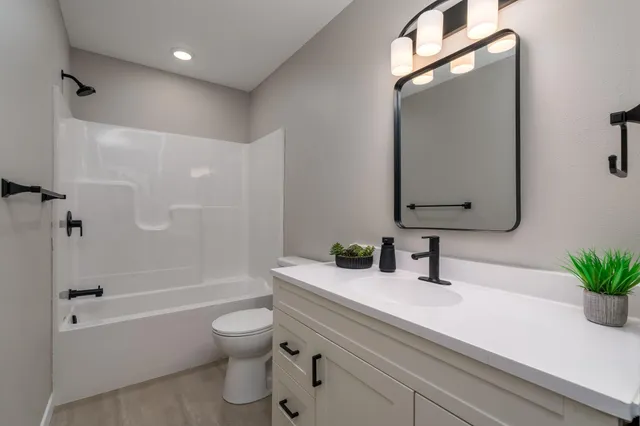 $594,900 | 3212 Scotch Lane, Mankato, MN 56001