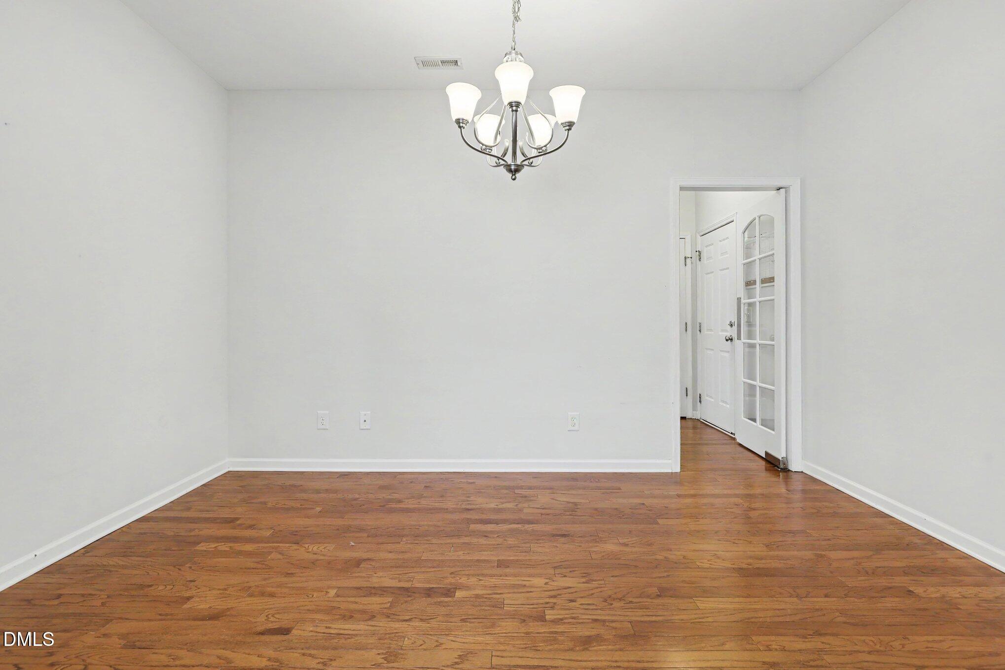 5053 Jelynn Street Raleigh, NC 27616 - Photo 12 of 33 012_file_5128