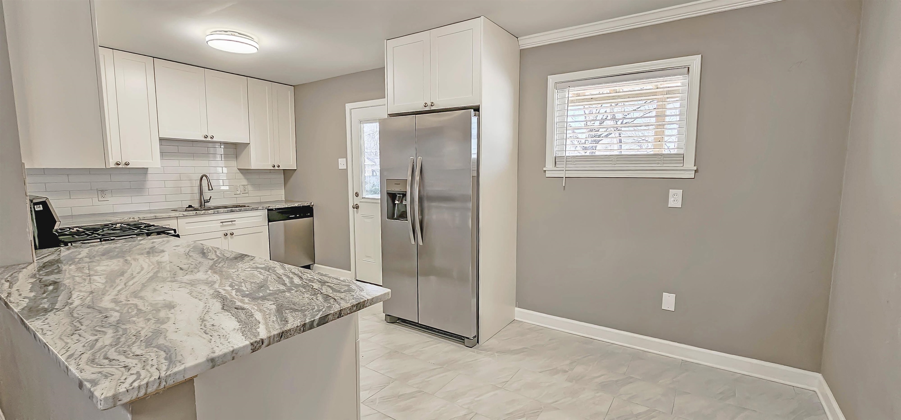 995 South White Station Road Memphis, TN 38117 - Photo 7 of 26