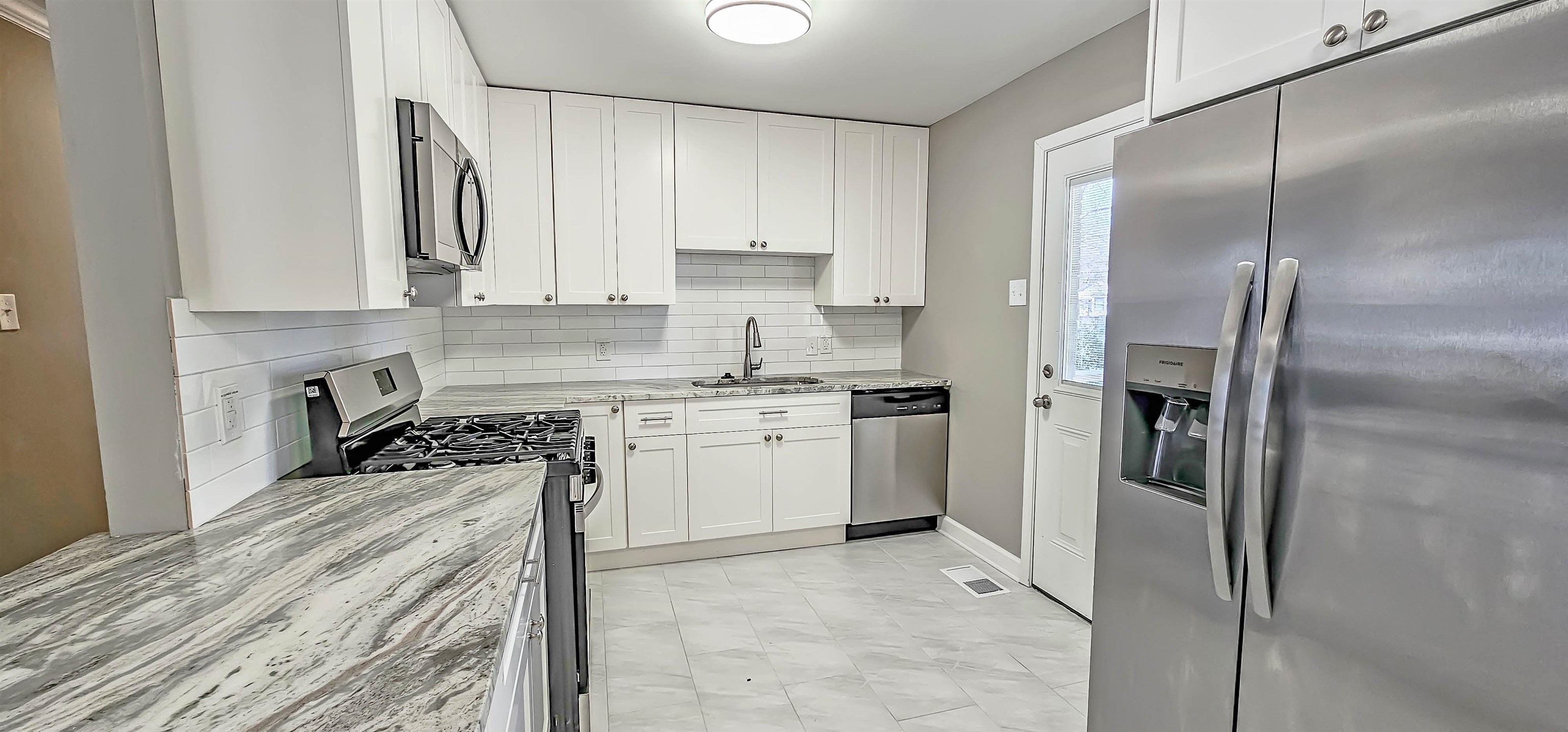 995 South White Station Road Memphis, TN 38117 - Photo 9 of 26