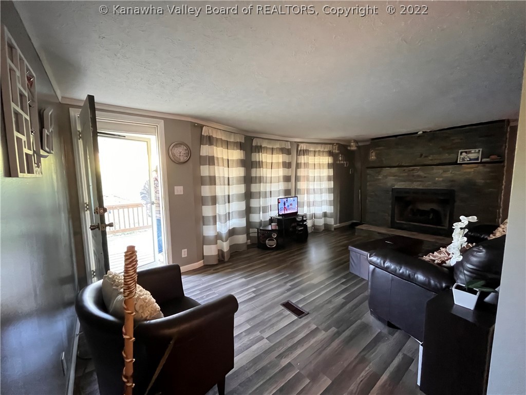6587 Snowhill Road Mount Nebo, WV 26679 - Photo 6 of 15 Gallery Image 6